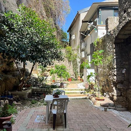 Profumo Di Zagara Panzió Lentini Kültér fotó